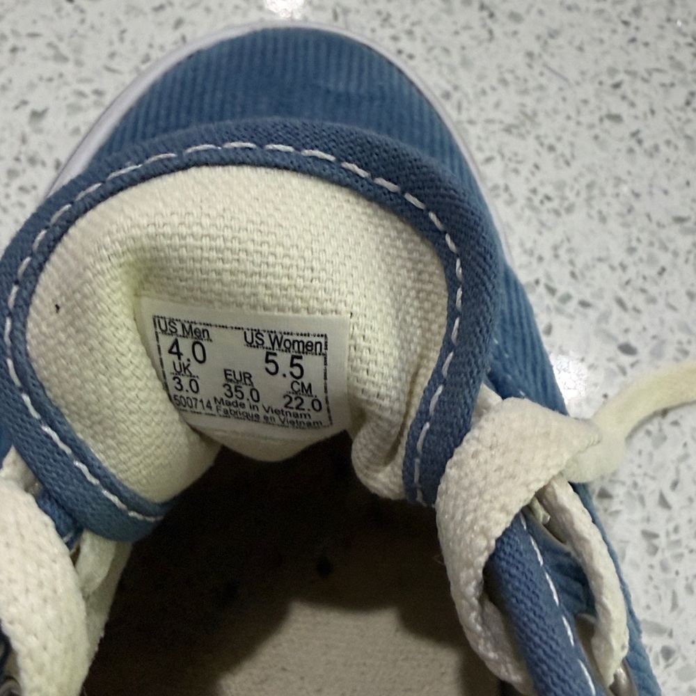 Vans Classic Blue Corduroy Shoes - Picture 4 of 4
